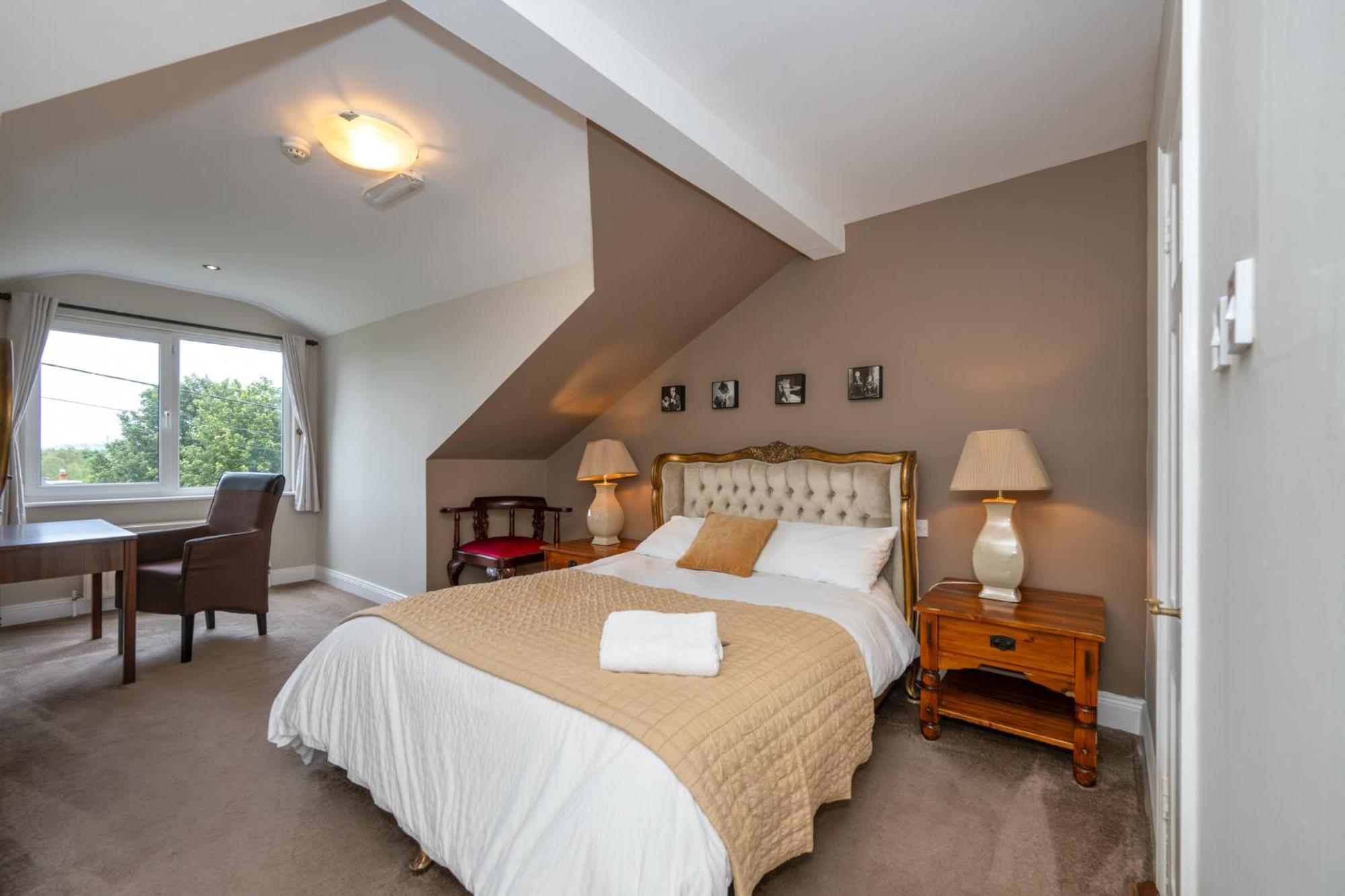 Coach Hill House Bed & Breakfast Cork Exterior photo